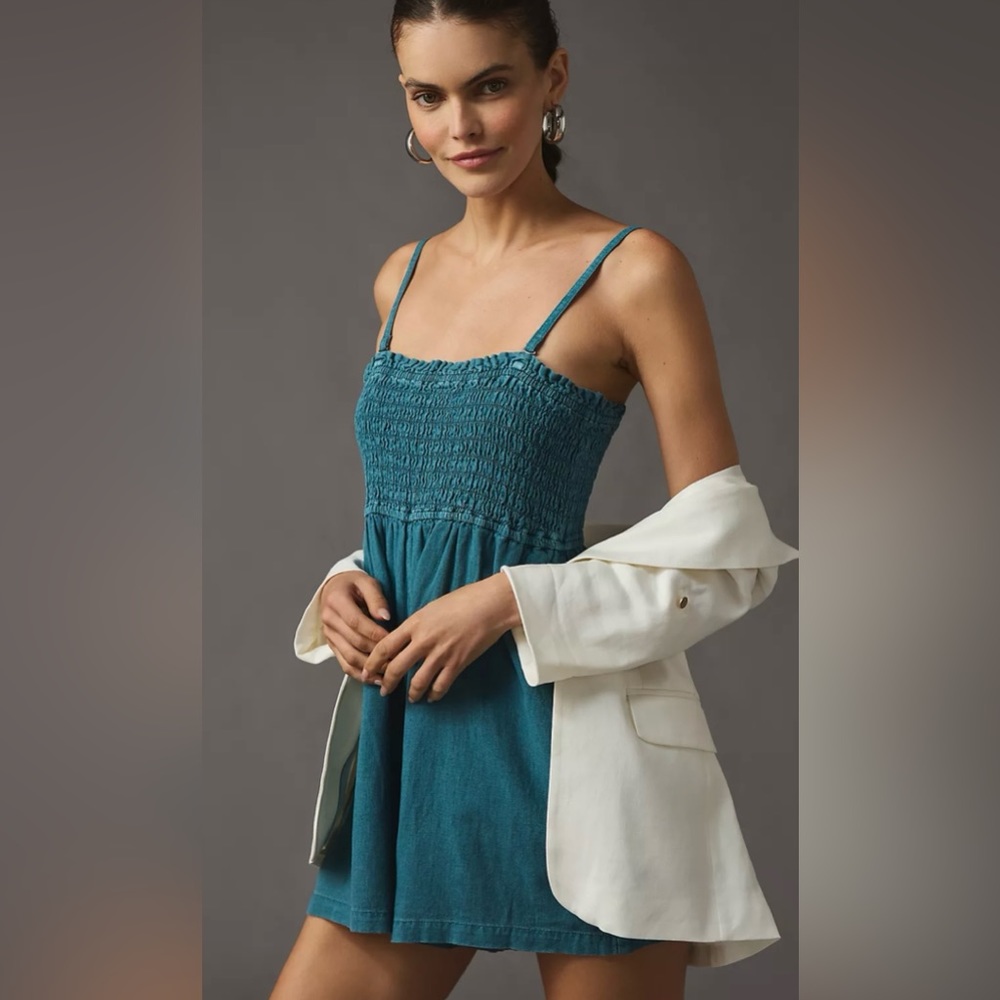 Anthropology Women’s Pilcro Smocked Romper Size L color Turquoise